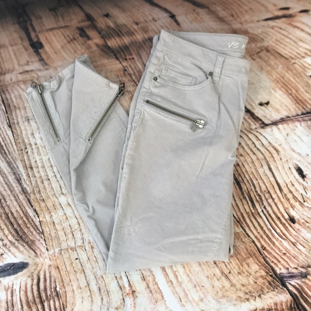 Victoria Secret Capri corduroy jeans size 10
